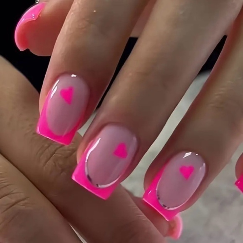 Pink Heart Fake Press On Nails NWT